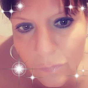 Meet your Posher, Tonya